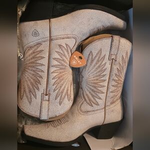 Ariat Western Cowboy Boots in Cream/Brown Goldie Distressed White Women 8.5C